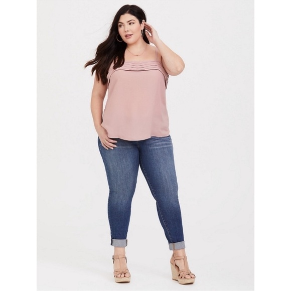 ❤️ 🆕 TORRID dusty pink georgette pleated cami Blouse Size 2X - Picture 2 of 10